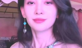 李萱最新爆料消息新闻视频,揭秘新闻视频背后的惊人真相